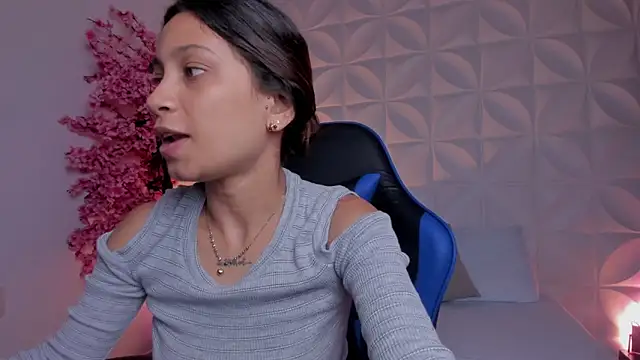 cora 22 online show from March 27, 2026, 1:01 pm