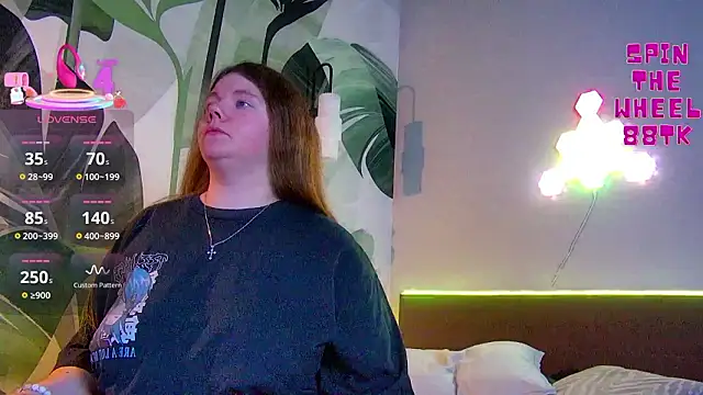 RubyValen online show from February 4, 2026, 1:11 am