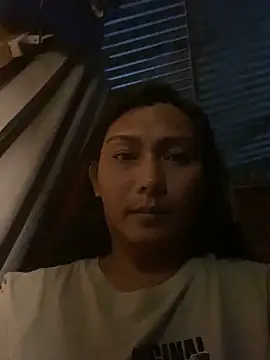 Snapshot of Topangel69 chatting on October 8, 2025, 7:25 pm Topangel69 online show from October 8, 2025, 7:25 pm