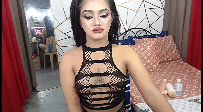 Snapshot of WildTsYhannaUncut chatting on February 21, 2025, 10:28 am WildTsYhannaUncut online show from February 21, 2025, 10:28 am