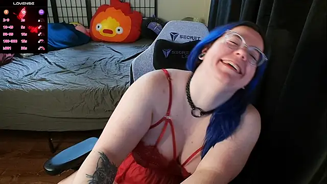 Snapshot of KiraSpitQueen chatting on January 19, 2025, 2:47 am KiraSpitQueen online show from January 19, 2025, 2:47 am