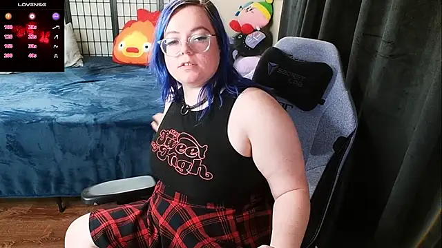 Snapshot of KiraSpitQueen chatting on January 10, 2025, 5:37 am KiraSpitQueen online show from January 10, 2025, 5:37 am