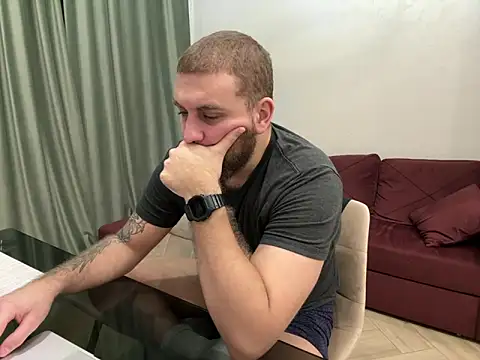 Bear bear  online show from March 10, 2025, 10:55 pm