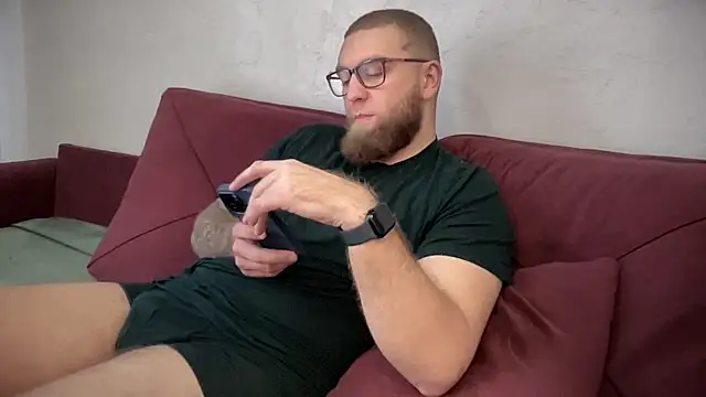 Bear bear  online show from March 21, 2025, 10:17 am