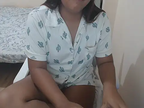 xSweetASIANx online show from October 16, 2025, 2:03 pm