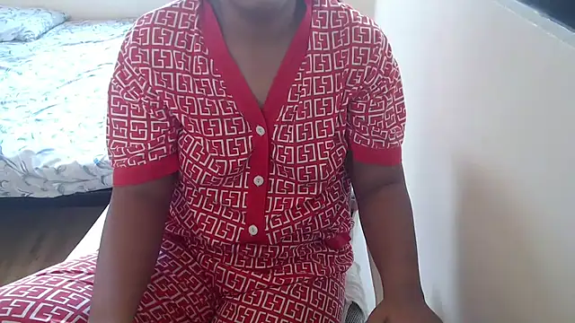 xSweetASIANx online show from October 5, 2025, 3:19 am