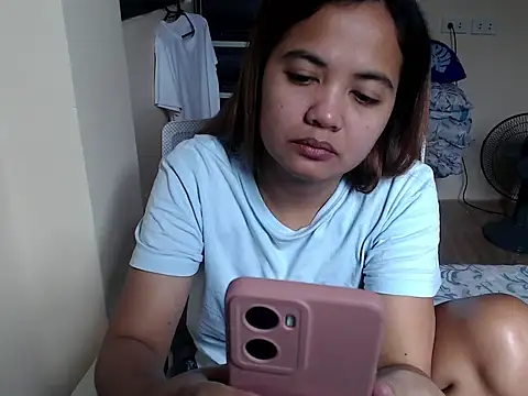 xTheLastVIRGINx online show from January 12, 2026, 5:36 am