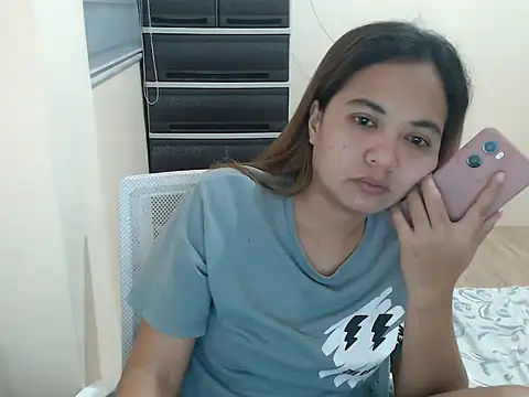 xTheLastVIRGINx online show from January 18, 2026, 3:26 pm