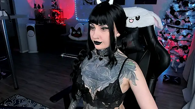 Snapshot of RachelQueen_ chatting on February 4, 2025, 2:21 pm RachelQueen  online show from February 4, 2025, 2:21 pm