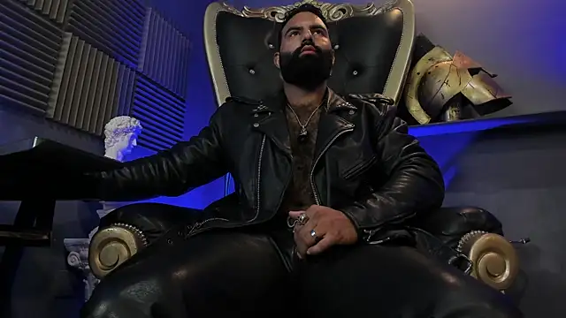 BeardAndrew online show from November 12, 2025, 3:10 am