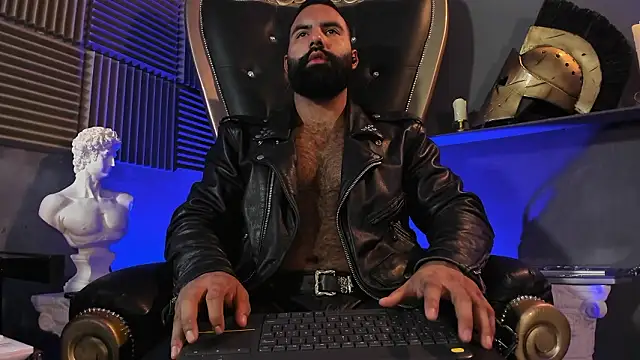 BeardAndrew online show from March 10, 2026, 2:59 am