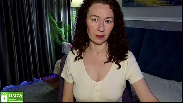 MyrtleGirl 5 online show from April 16, 2026, 7:14 pm