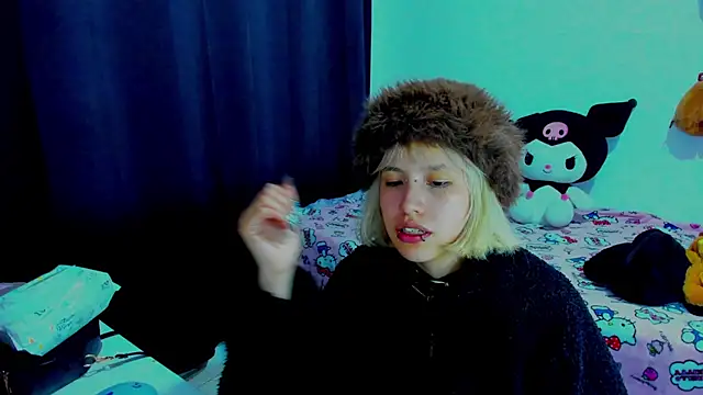 Akane-Mou online show from March 27, 2026, 4:10 am