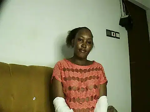 stargirl199 online show from November 4, 2025, 2:15 am