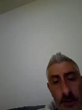 cuci45 online show from November 2, 2025, 1:43 am