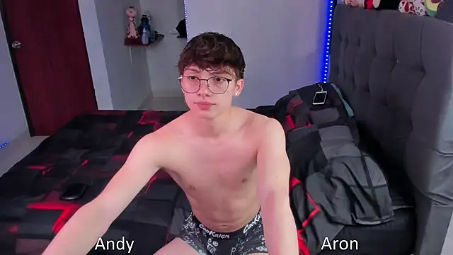 Snapshot of andybxby chatting on October 18, 2025, 4:42 pm andybxby online show from October 18, 2025, 4:42 pm