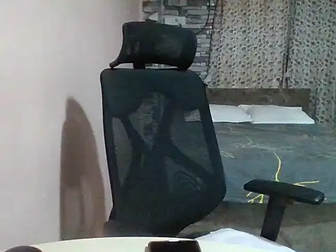 sexx4 online show from February 20, 2026, 8:00 pm