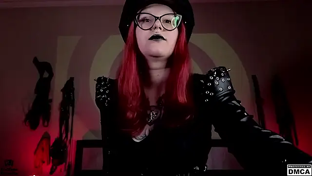 Amanita  Pantherina online show from February 25, 2025, 1:32 pm