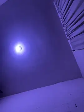 Snapshot of thegoldensexting420 chatting on March 15, 2026, 9:27 am thegoldensexting420 online show from March 15, 2026, 9:27 am