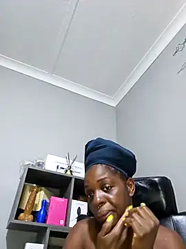 Shaniko89 online show from November 27, 2025, 7:20 am