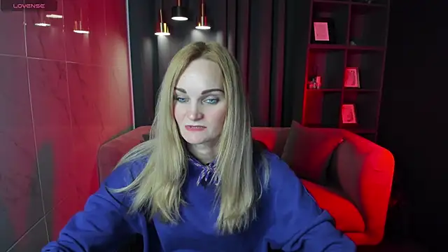 SaraSubtlety online show from September 30, 2025, 1:28 pm