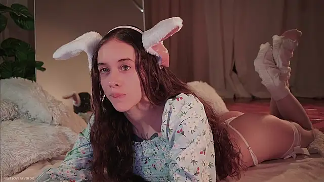  Avriles  online show from April 4, 2026, 1:34 am