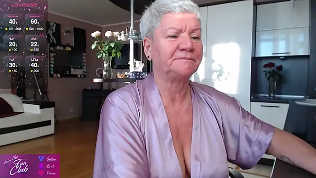 roxana brooks online show from October 8, 2025, 5:53 am