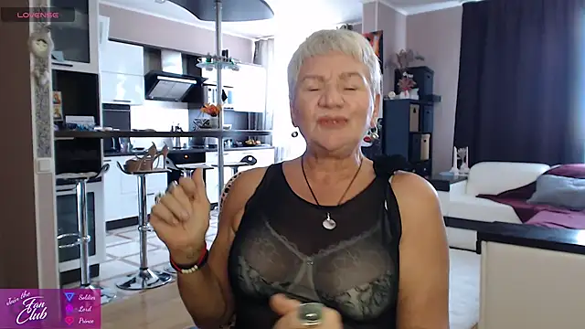 Snapshot of roxana_brooks chatting on June 20, 2026, 1:27 pm roxana brooks online show from June 20, 2026, 1:27 pm
