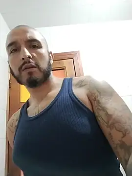 KenllyH online show from December 15, 2025, 8:47 pm