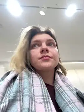 ValenciaShock online show from April 11, 2026, 8:51 am