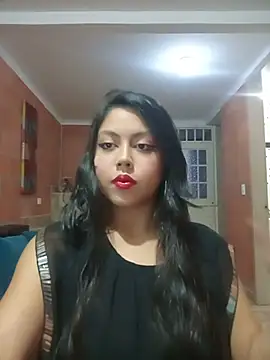 Snapshot of leah_passion chatting on July 20, 2026, 11:18 pm leah passion online show from July 20, 2026, 11:18 pm