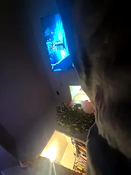 Sweetieboi04 online show from April 18, 2026, 6:16 am