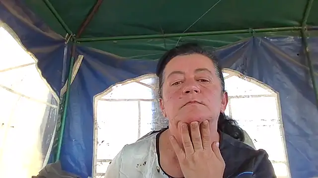 GypsiQueen2 online show from September 21, 2025, 11:59 am