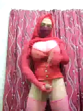 Snapshot of ElisyaHijabDoll chatting on January 17, 2026, 7:50 pm ElisyaHijabDoll online show from January 17, 2026, 7:50 pm