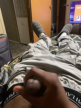 Snapshot of ILuvPussy666 chatting on February 26, 2026, 11:27 pm ILuvPussy666 online show from February 26, 2026, 11:27 pm