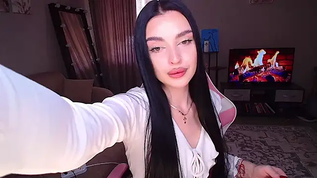 Snapshot of __Malika__ chatting on April 30, 2026, 9:38 am Malika online show from April 30, 2026, 9:38 am