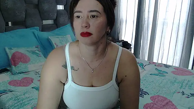 sara hott 1 online show from March 11, 2026, 3:06 pm