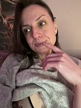 hades4ness online show from January 3, 2025, 11:25 am