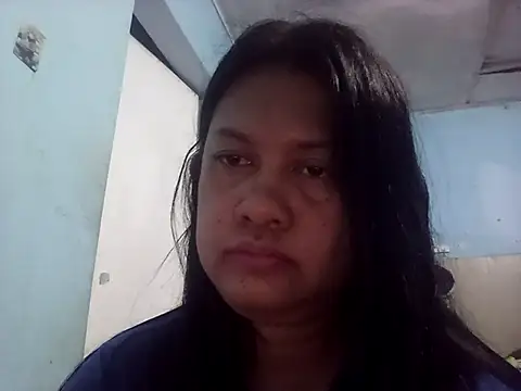 Honeybun25 online show from February 16, 2026, 1:54 pm