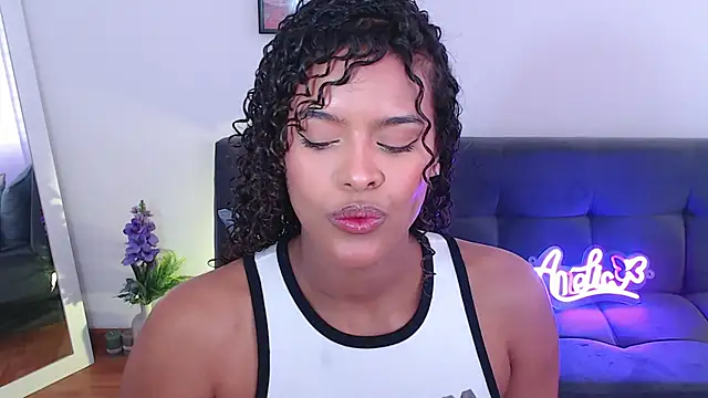 Snapshot of Amelia_bss chatting on March 2, 2025, 1:53 pm Amelia bss online show from March 2, 2025, 1:53 pm
