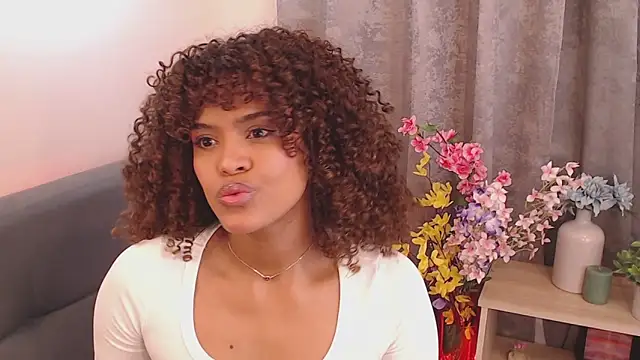 Snapshot of Amelia_bss chatting on May 21, 2026, 2:36 pm Amelia bss online show from May 21, 2026, 2:36 pm