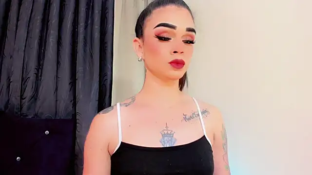 lesly xx online show from October 23, 2025, 3:16 am