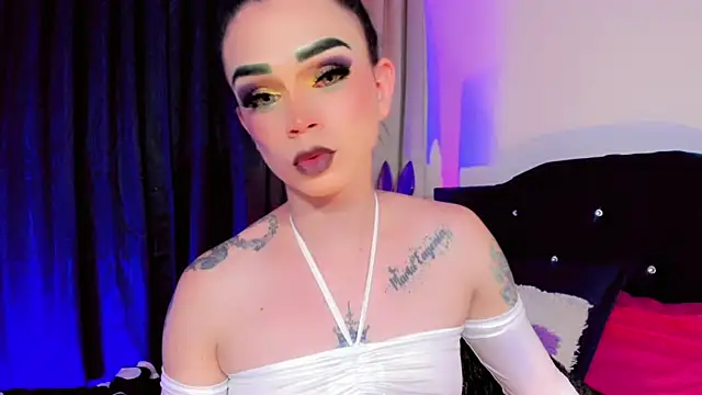 lesly xx online show from November 1, 2025, 3:13 am