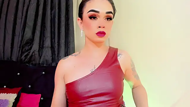 lesly xx online show from October 24, 2025, 3:38 am