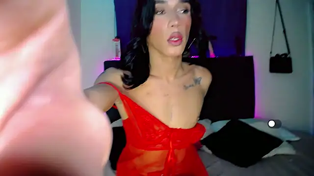 Snapshot of anna_dolls_ chatting on November 20, 2025, 4:57 am anna dolls online show from November 20, 2025, 4:57 am