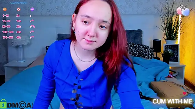 Snapshot of Fera1_Berry chatting on October 22, 2025, 8:47 am Fera1 Berry online show from October 22, 2025, 8:47 am
