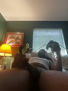 Snapshot of sukisnpaii chatting on March 27, 2026, 7:37 pm sukisnpaii online show from March 27, 2026, 7:37 pm