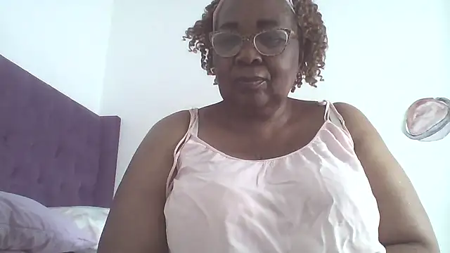 KinkyRicoSaisyours online show from October 5, 2025, 12:40 pm