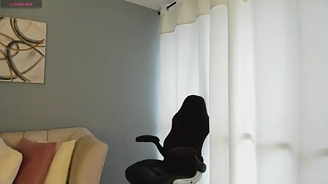 Snapshot of BrookeMiller chatting on April 23, 2026, 5:47 pm BrookeMiller online show from April 23, 2026, 5:47 pm