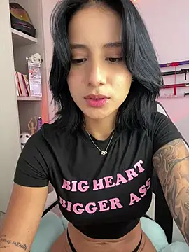 Ale Lewis online show from March 2, 2025, 6:13 pm